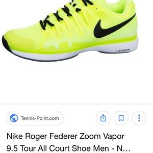 Nike 9.5 tour size 9